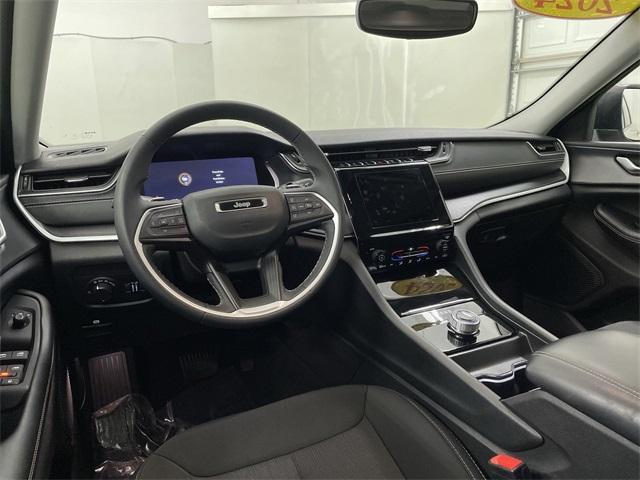 used 2024 Jeep Grand Cherokee car, priced at $28,551