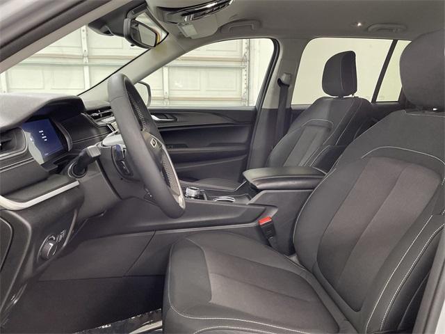 used 2024 Jeep Grand Cherokee car, priced at $28,551