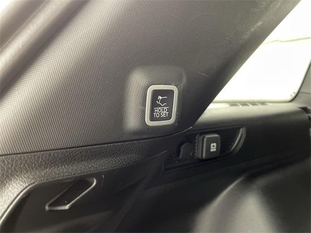 used 2024 Jeep Grand Cherokee car, priced at $31,125