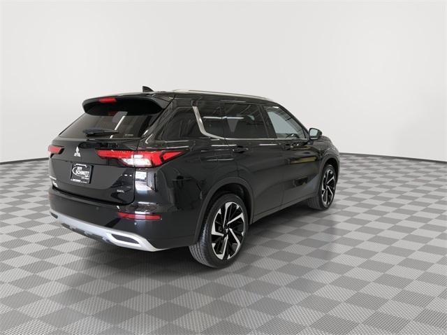 new 2024 Mitsubishi Outlander car, priced at $31,884