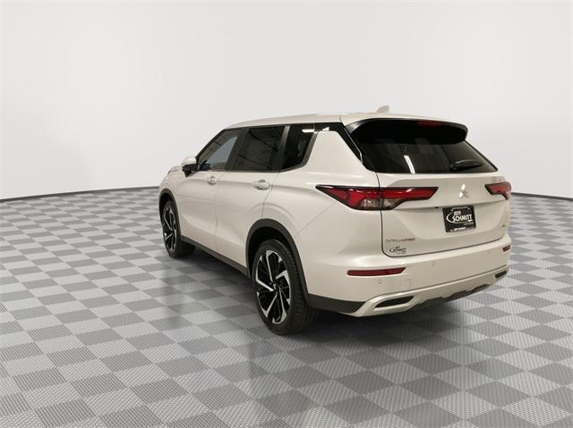 new 2024 Mitsubishi Outlander car, priced at $31,092