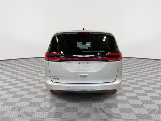 used 2024 Chrysler Pacifica car, priced at $29,267