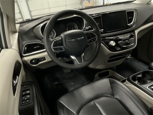 used 2024 Chrysler Pacifica car, priced at $29,267
