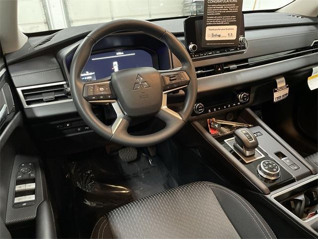new 2025 Mitsubishi Outlander PHEV car, priced at $39,356