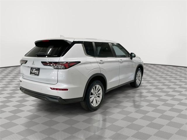 new 2025 Mitsubishi Outlander car, priced at $30,518