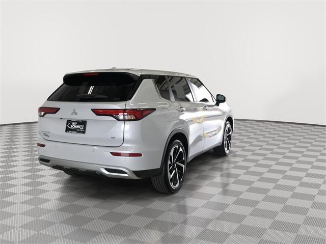 new 2024 Mitsubishi Outlander car, priced at $30,095