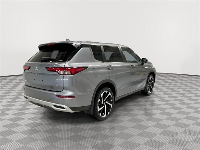 used 2024 Mitsubishi Outlander car, priced at $26,999