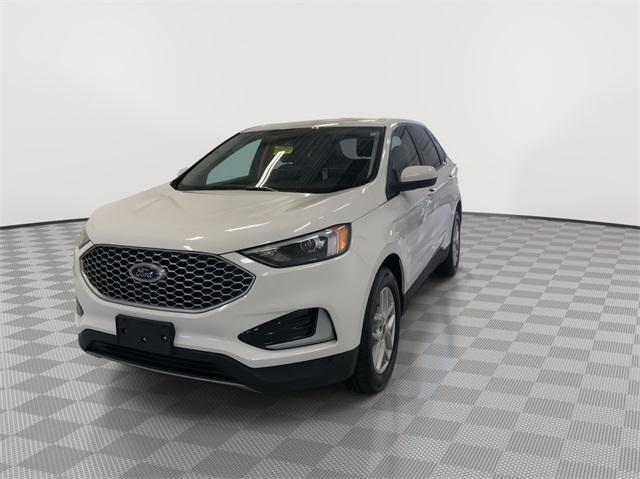 used 2024 Ford Edge car, priced at $29,705