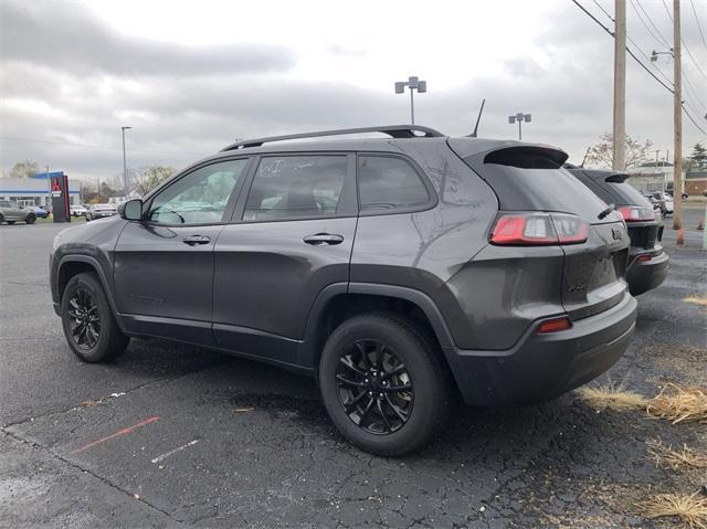 used 2023 Jeep Cherokee car, priced at $24,997