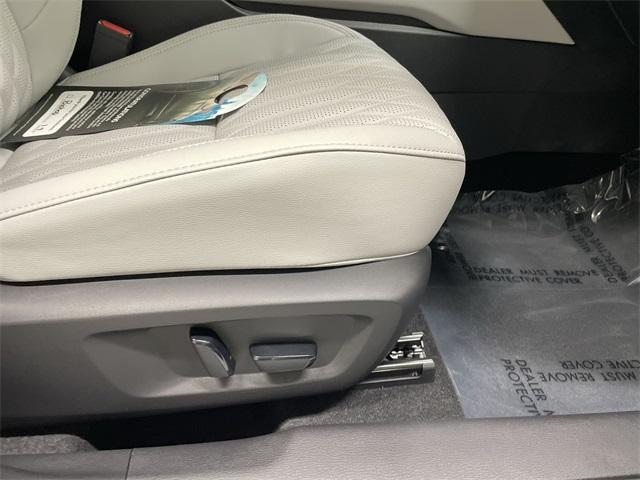 new 2025 Mitsubishi Outlander car, priced at $36,895