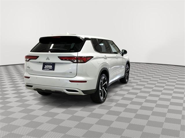 new 2024 Mitsubishi Outlander car, priced at $32,100