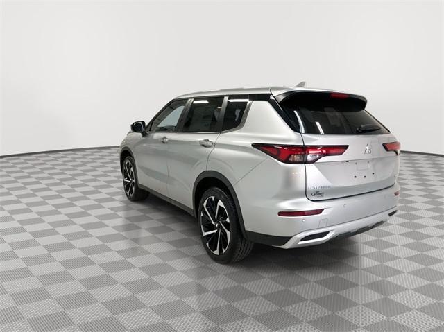 new 2024 Mitsubishi Outlander car, priced at $29,135