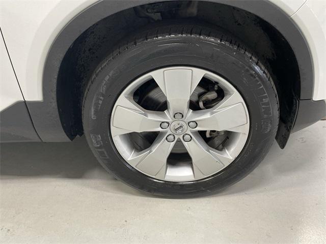 used 2022 Volvo XC40 car, priced at $28,999
