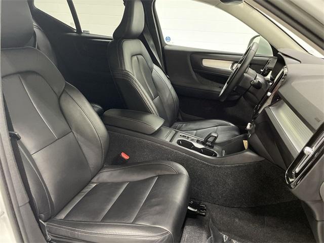 used 2022 Volvo XC40 car, priced at $28,999
