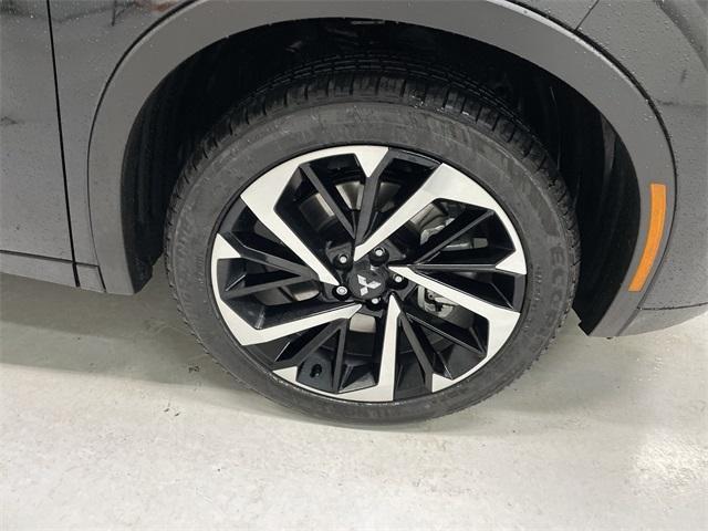 new 2025 Mitsubishi Outlander PHEV car, priced at $43,822