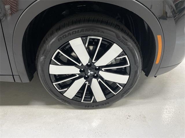new 2025 Mitsubishi Outlander car, priced at $33,710