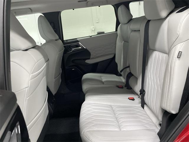 new 2025 Mitsubishi Outlander car, priced at $36,665