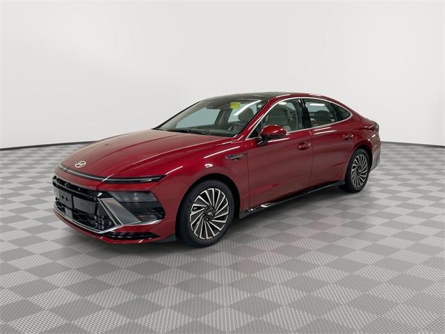 used 2025 Hyundai Sonata Hybrid car, priced at $35,997