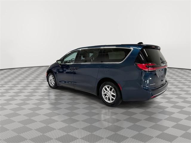used 2024 Chrysler Pacifica car, priced at $29,567