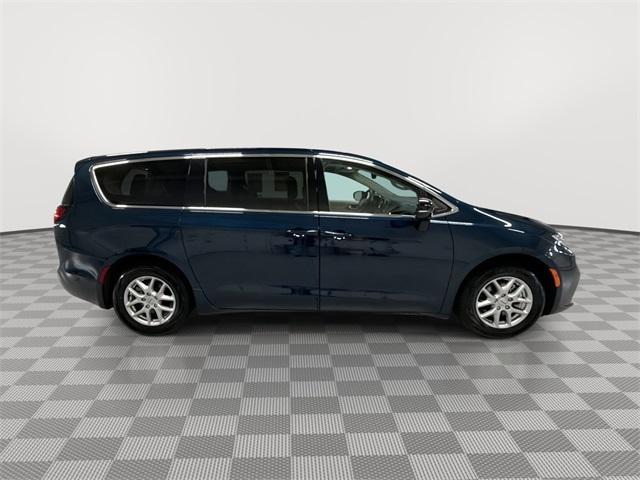 used 2024 Chrysler Pacifica car, priced at $29,567