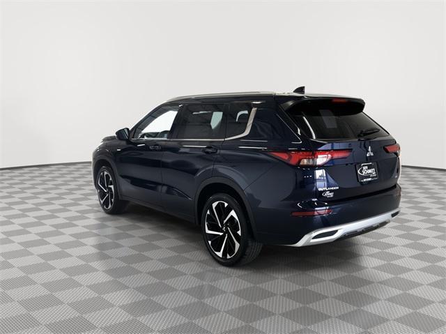 new 2024 Mitsubishi Outlander car, priced at $32,135