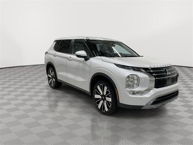 new 2025 Mitsubishi Outlander car, priced at $32,814