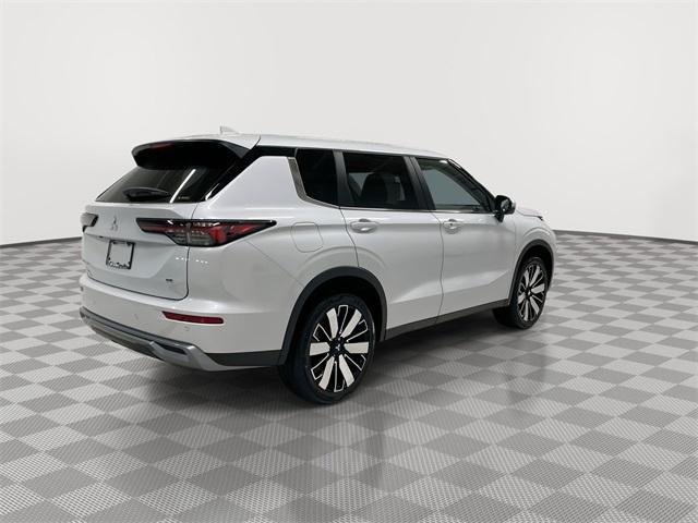 new 2025 Mitsubishi Outlander car, priced at $32,814