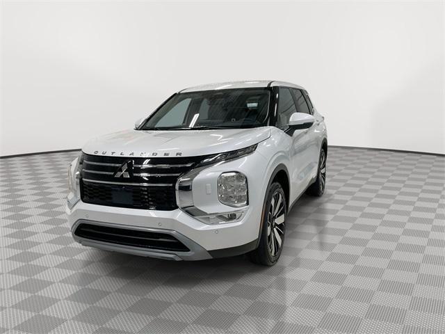 new 2025 Mitsubishi Outlander car, priced at $32,814