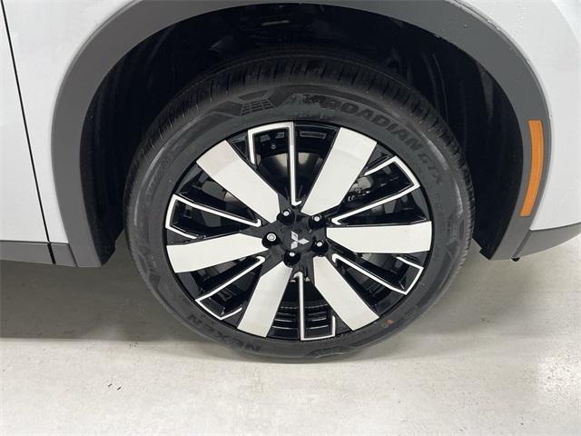 new 2025 Mitsubishi Outlander car, priced at $32,814