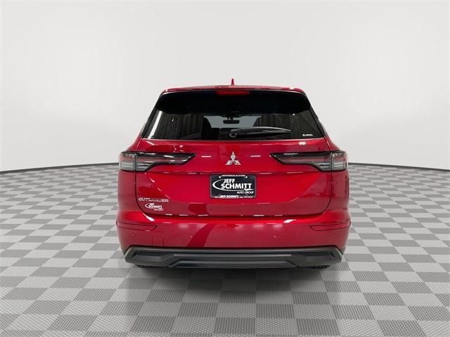 new 2025 Mitsubishi Outlander car
