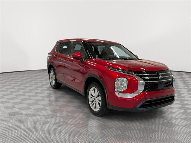 new 2025 Mitsubishi Outlander car