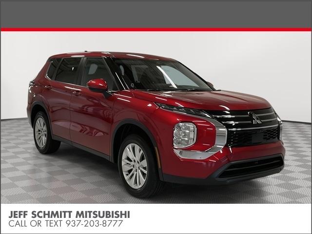 new 2025 Mitsubishi Outlander car