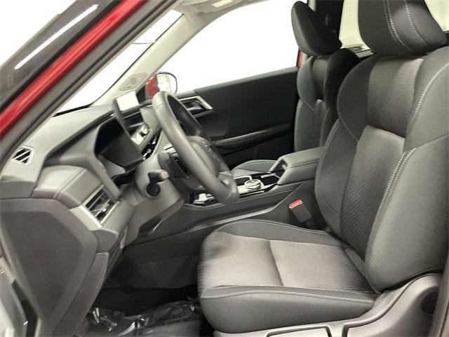 new 2025 Mitsubishi Outlander car