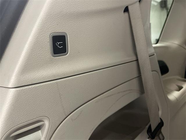 used 2024 Chrysler Pacifica car, priced at $28,867