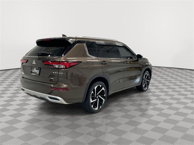 used 2024 Mitsubishi Outlander car, priced at $32,158