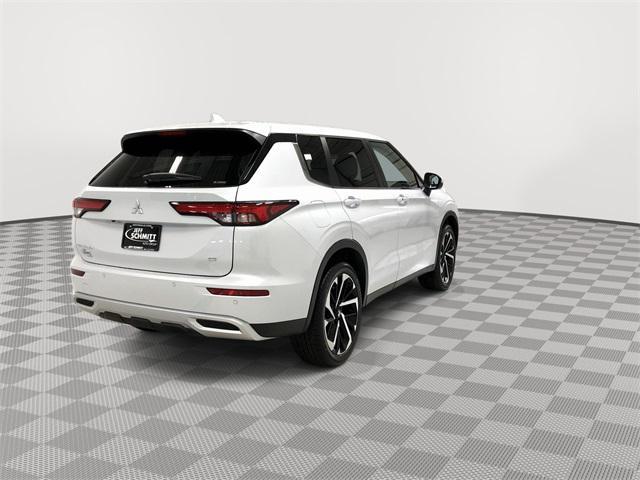 new 2024 Mitsubishi Outlander car, priced at $30,110