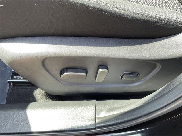 used 2022 Nissan Rogue Sport car, priced at $19,999