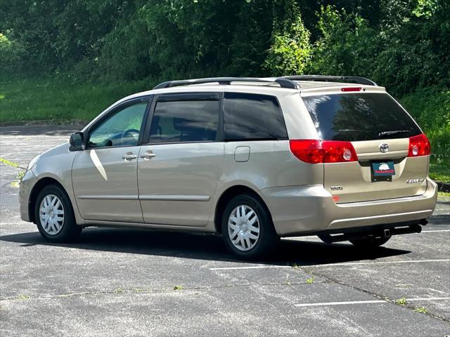 used 2009 Toyota Sienna car, priced at $6,500