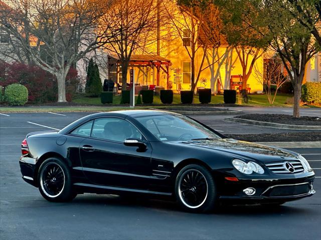 used 2007 Mercedes-Benz SL-Class car, priced at $10,995