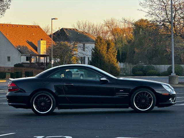 used 2007 Mercedes-Benz SL-Class car, priced at $10,995