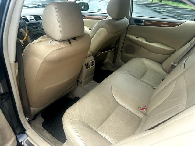 used 2006 Lexus ES 330 car, priced at $4,995