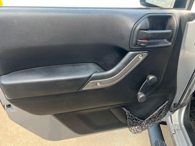 used 2015 Jeep Wrangler Unlimited car, priced at $16,963