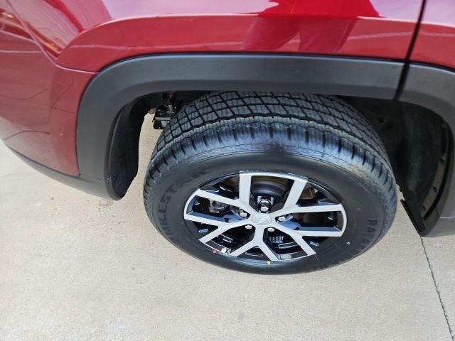 used 2024 Jeep Grand Cherokee car, priced at $31,963