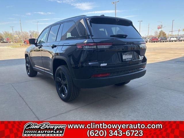 new 2025 Jeep Grand Cherokee car, priced at $48,483