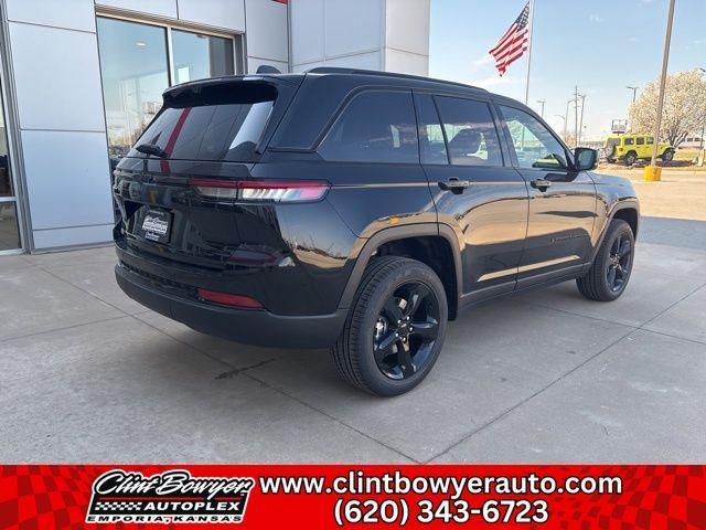 new 2025 Jeep Grand Cherokee car, priced at $48,483
