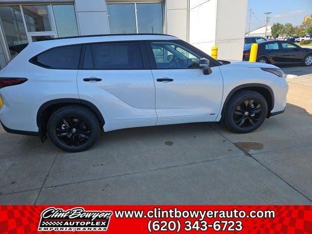 new 2025 Toyota Highlander Hybrid car, priced at $50,237