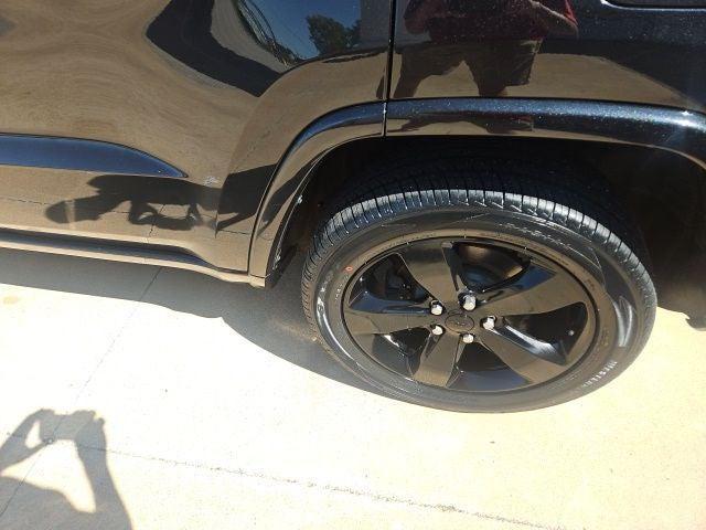 used 2015 Jeep Grand Cherokee car, priced at $9,463