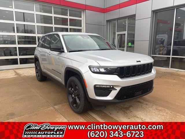 new 2025 Jeep Grand Cherokee car, priced at $49,481