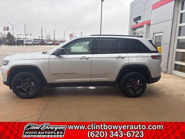 new 2025 Jeep Grand Cherokee car, priced at $49,481