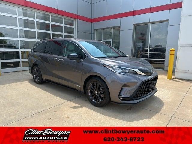 used 2021 Toyota Sienna car, priced at $36,463